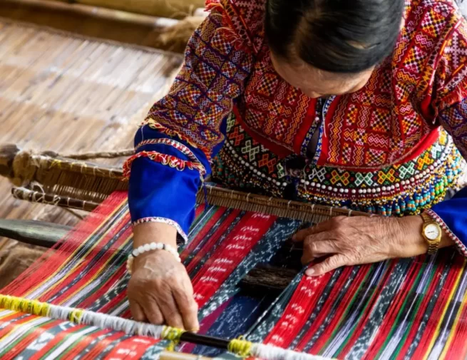 weaving image (7)-comp